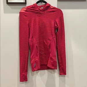 Pearl Izumi Red Fitted Ribbed Long Sleeve Hoodie
